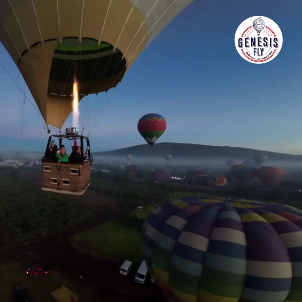 Vista aérea única de Teotihuacán desde nuestro Vuelo en Globo con Genesis Fly.